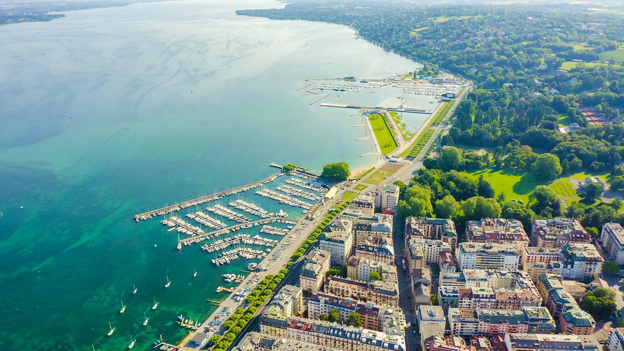Zone d’intervention des Couvreurs du Léman autour du Lac Léman et de Genève